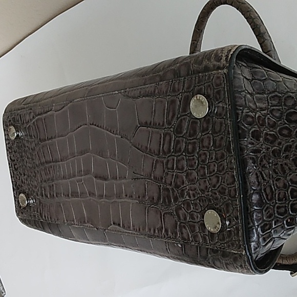 Michael Kors Large Selma Croc Embossed Satchel with wall… - Picture 7 of 16